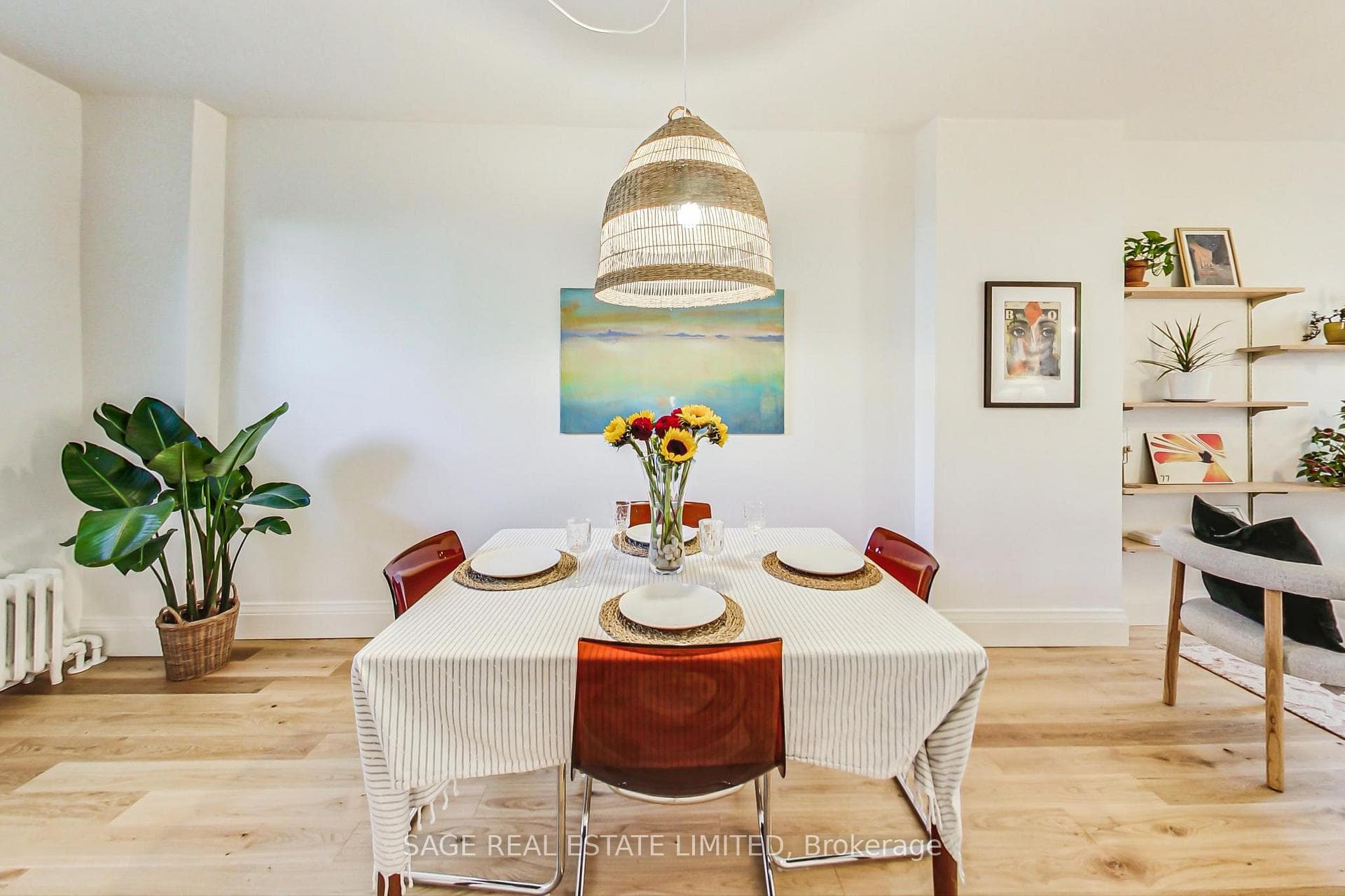 506 Quebec Avenue photo 6
