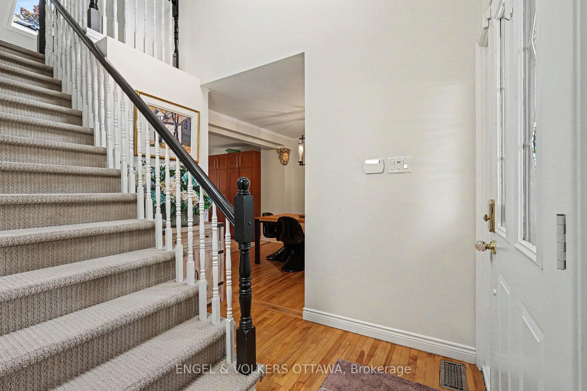 176 Sanford Avenue photo 3