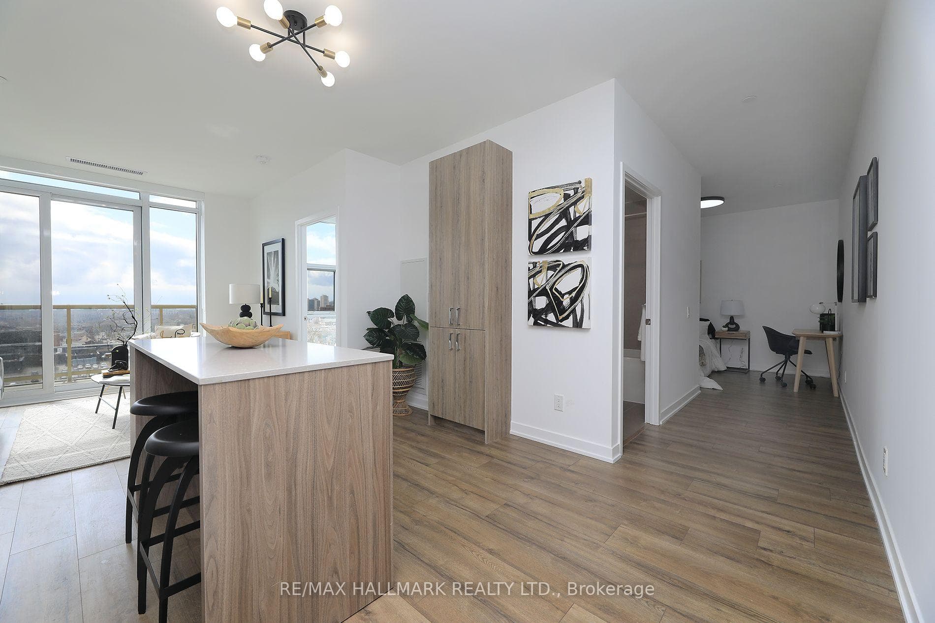 1787 St. Clair Avenue Unit 1111 photo 17