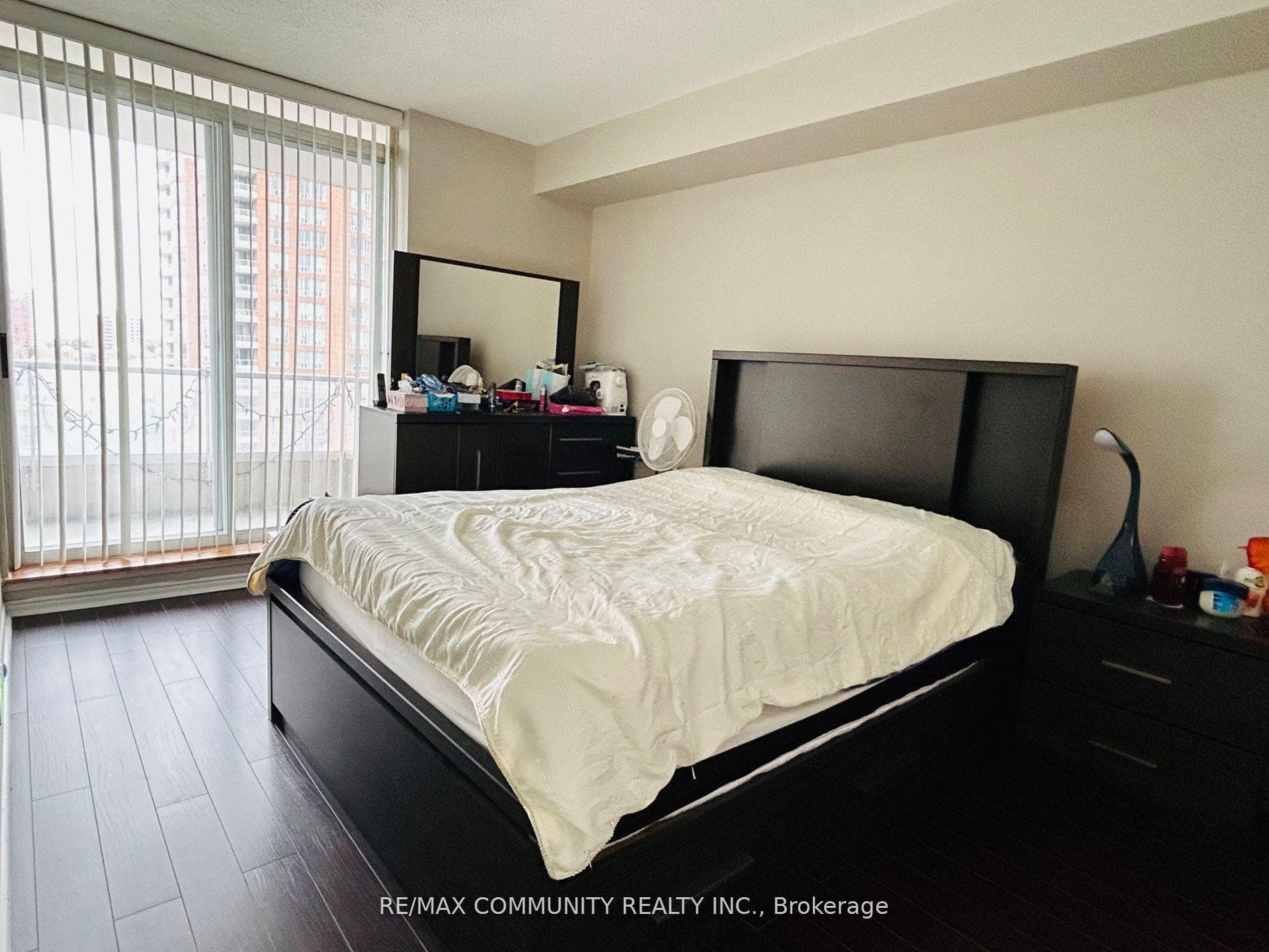 430 Mclevin Avenue Unit 1008 photo 9