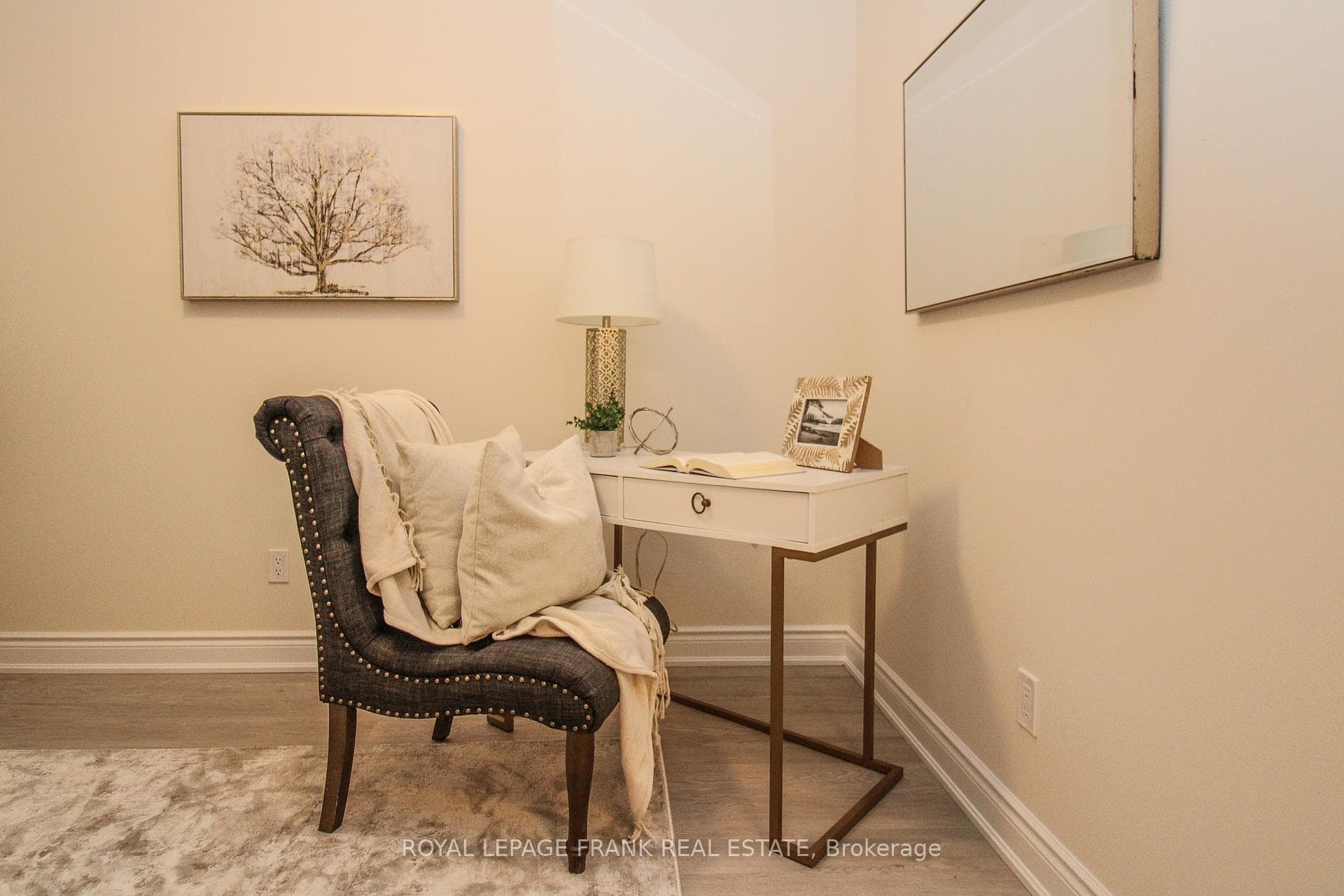 606 Wedlock Lane photo 10