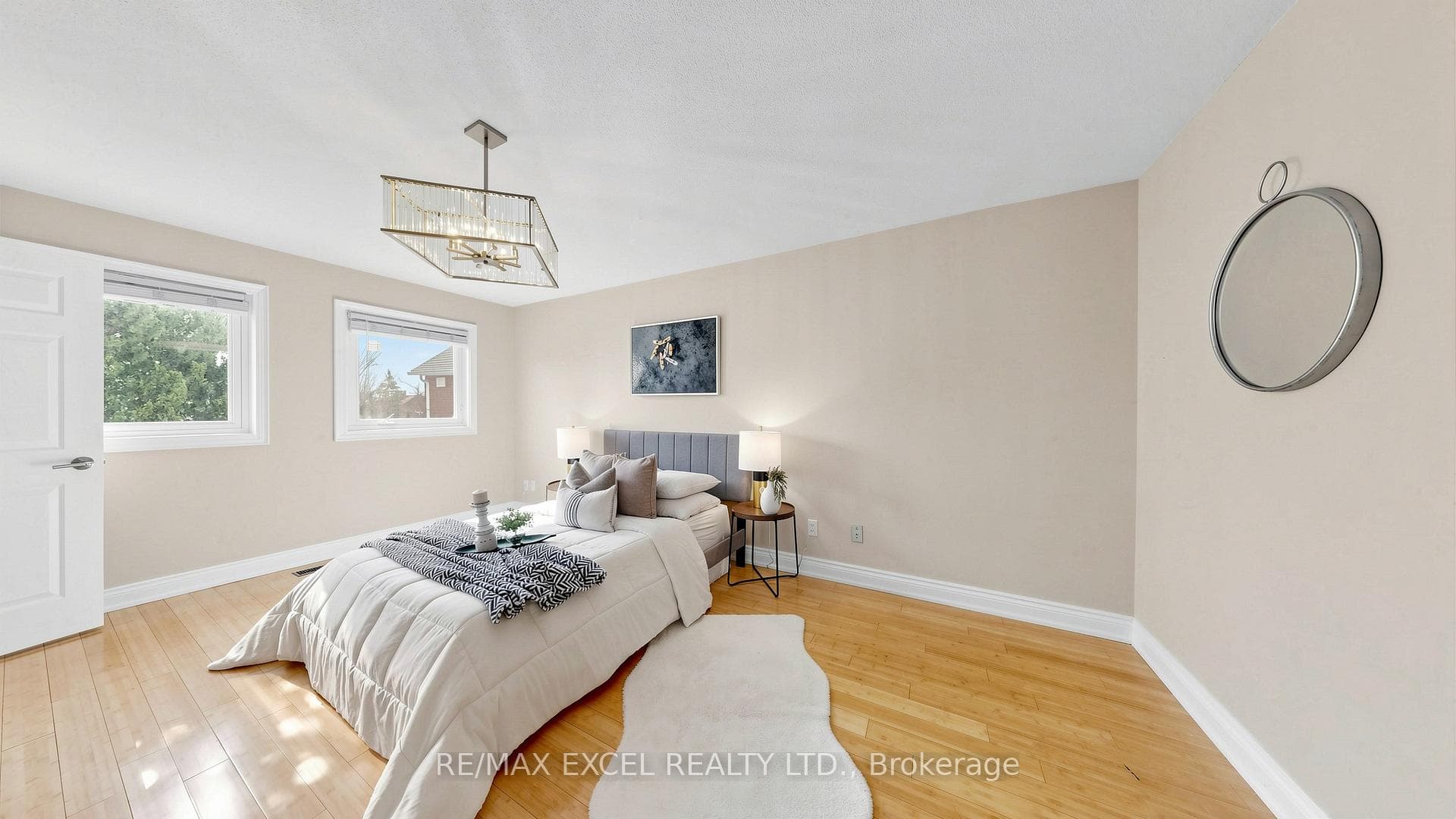 43 Piccadilly Road photo 23