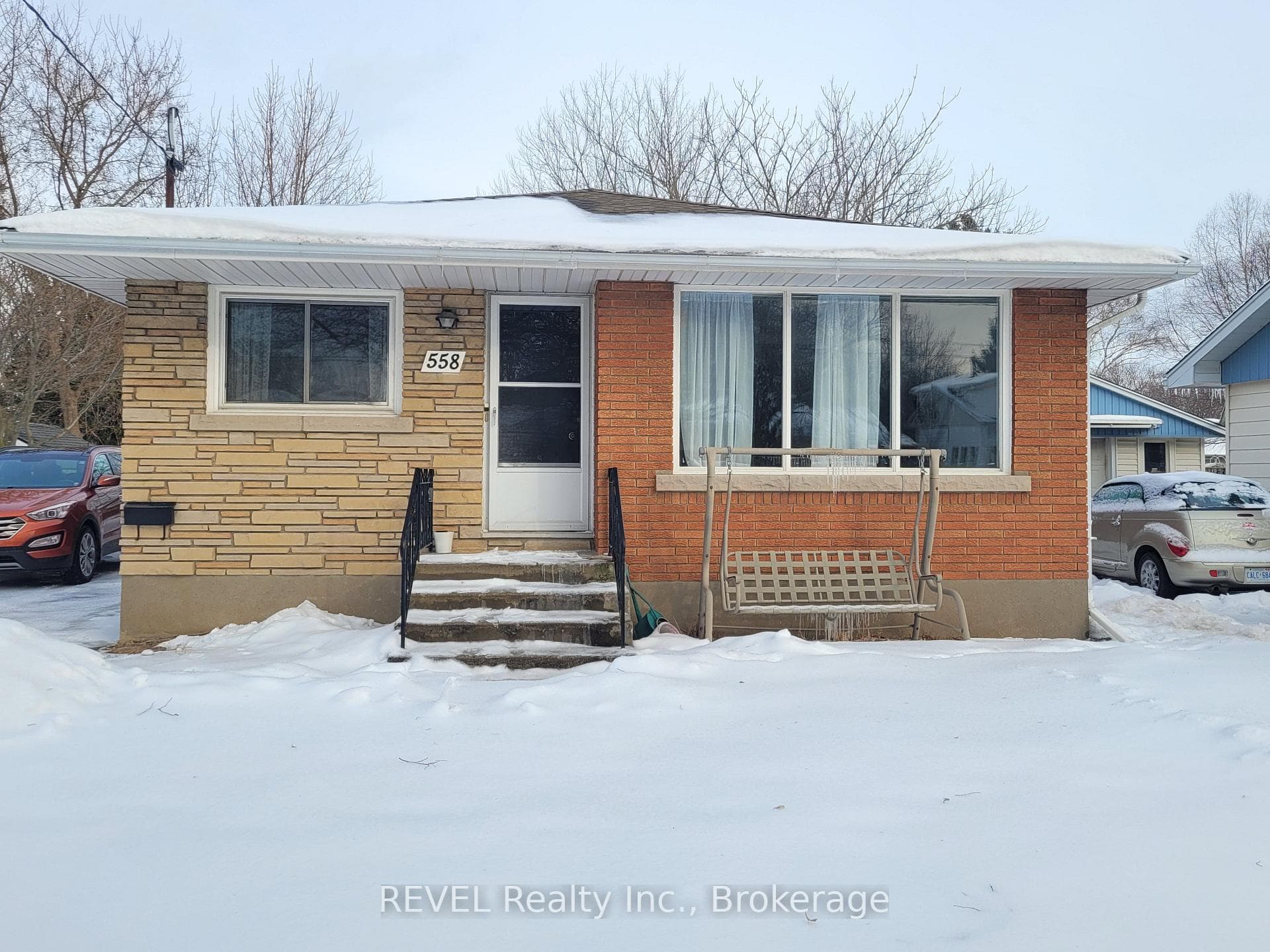 558 Bunting Road Unit Upper Level photo 1