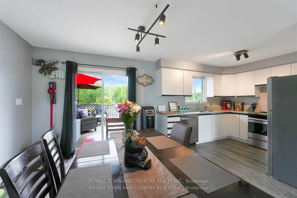 212 McGuire Beach Road photo 11