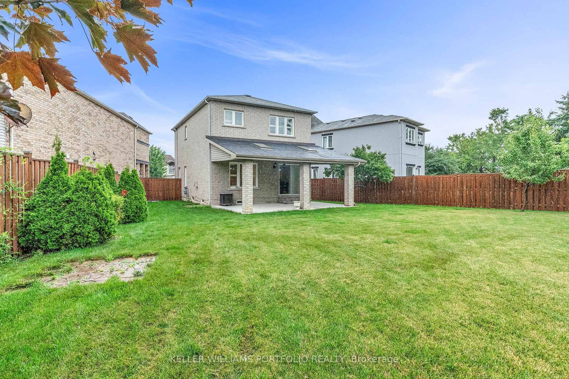 63 Umbria Crescent photo 38