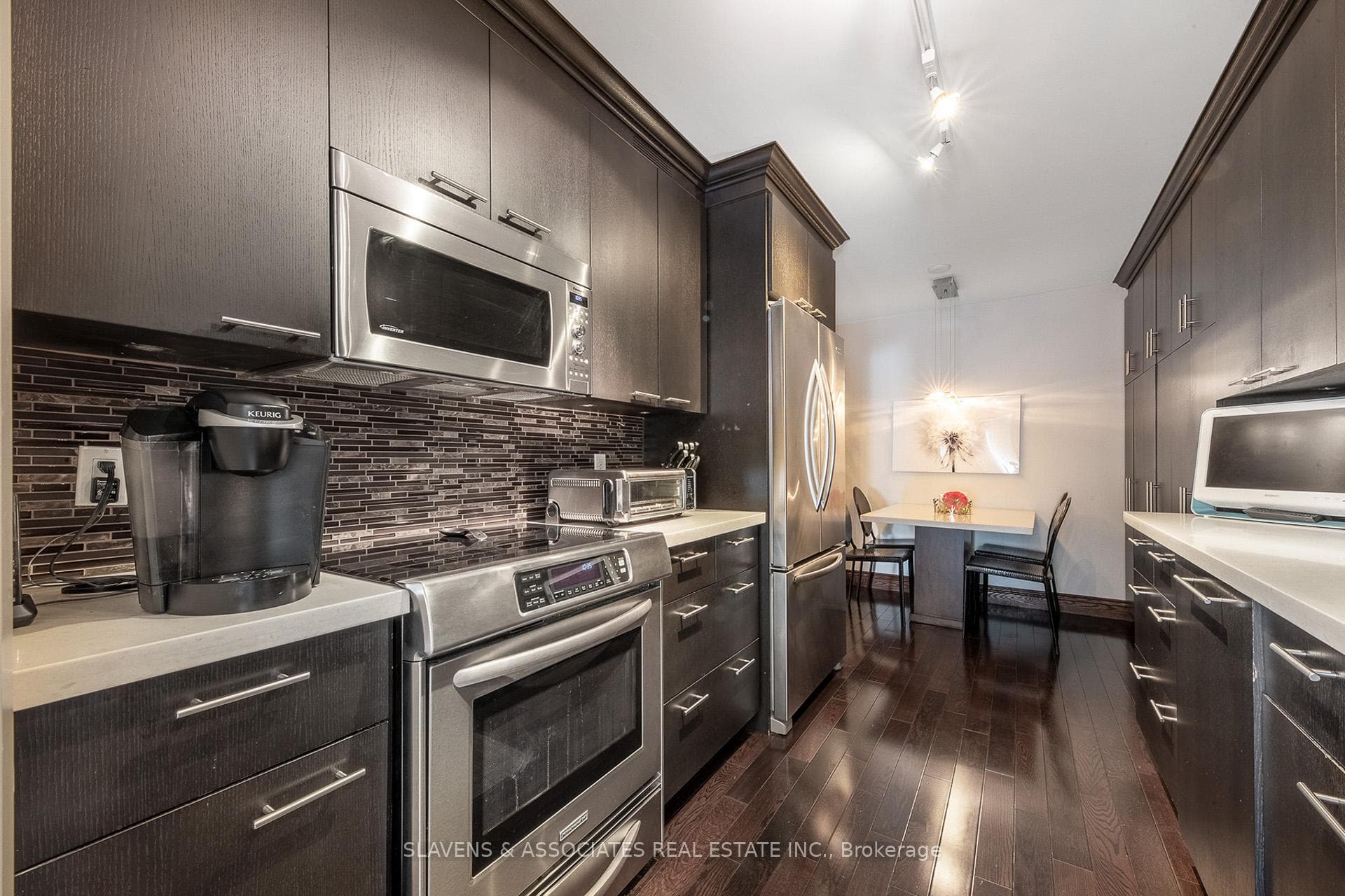 96 Fifeshire Road Unit 302 photo 9
