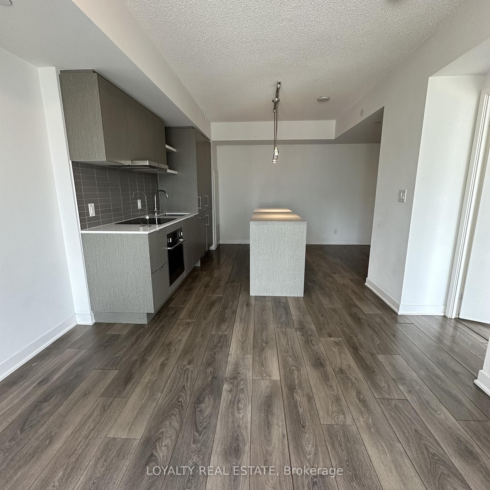 88 Harbour Street Unit 1205 photo 6