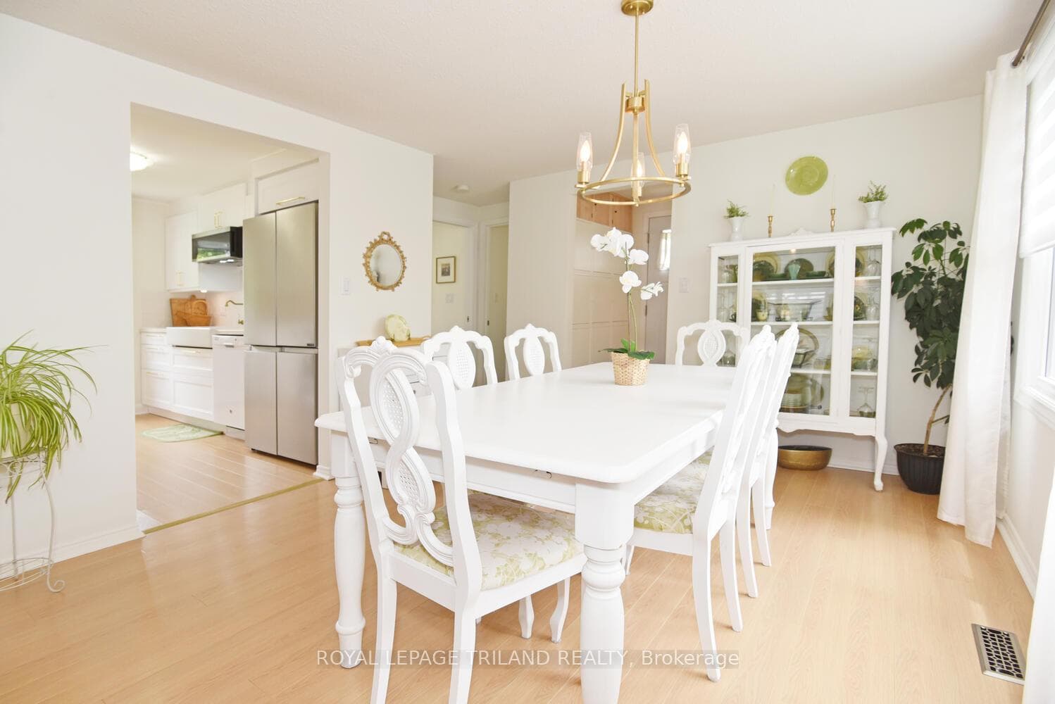 299 Glen Abbey Court photo 12