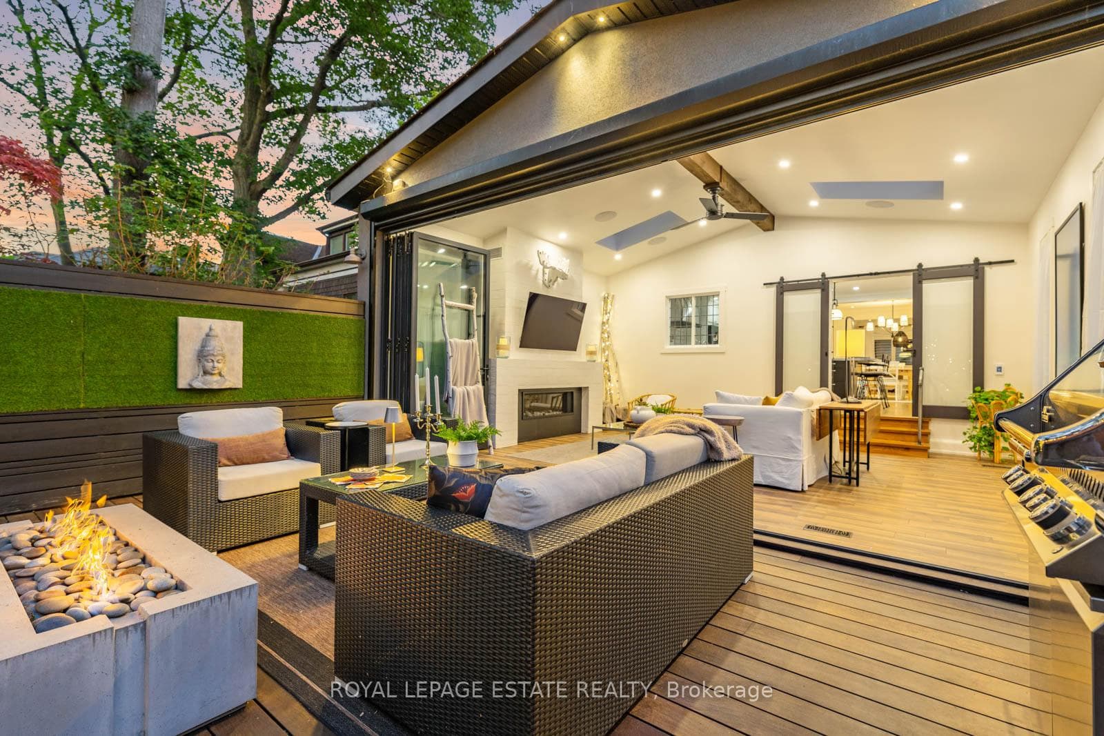 242 Willow Avenue photo 38