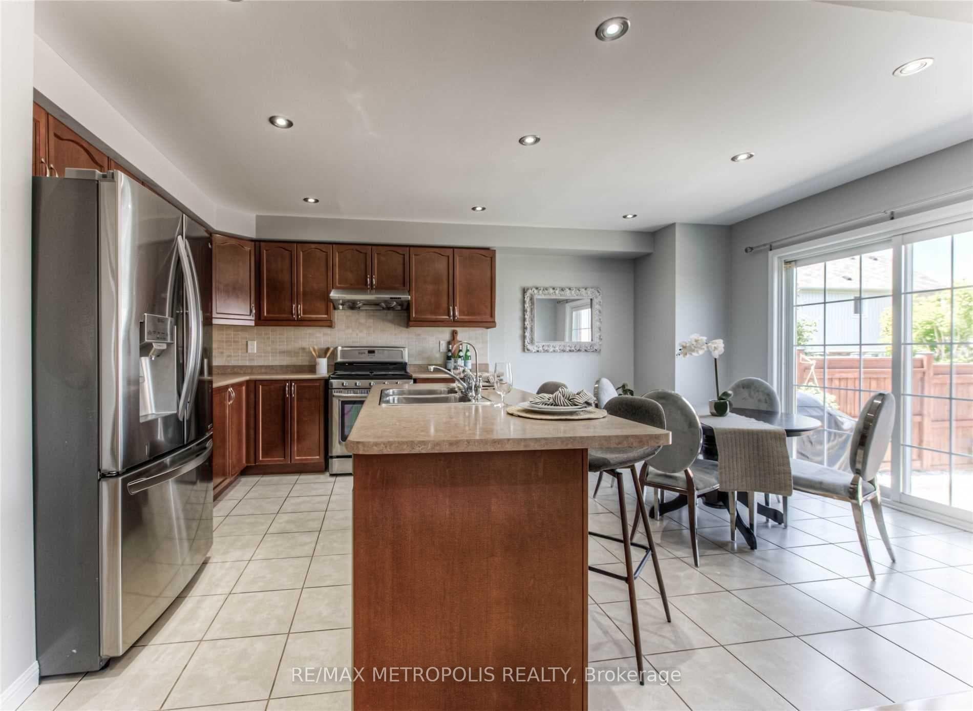 46 Horton Walk photo 17