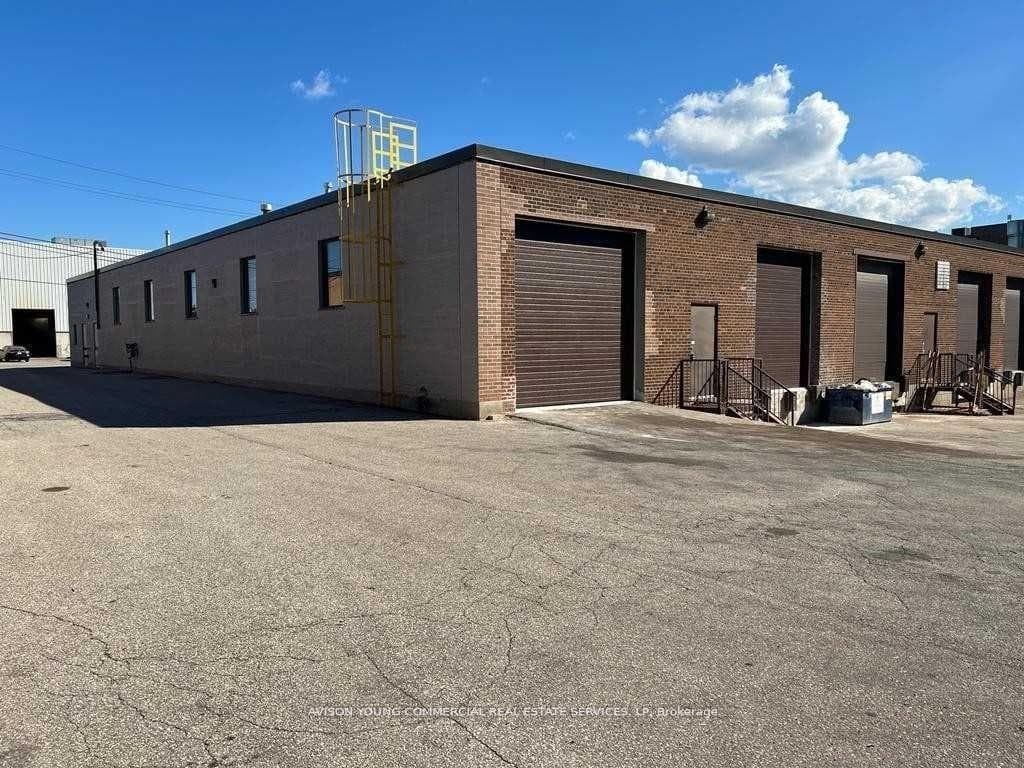 1547 Sedlescomb Drive photo 3