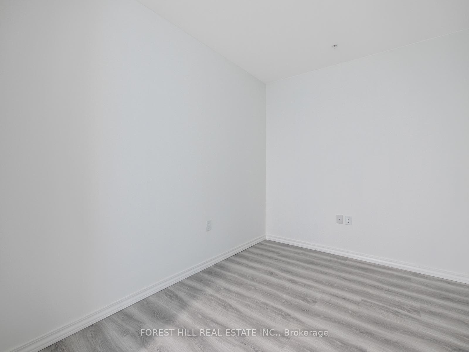 1098 Paisley Road Unit 709A photo 9