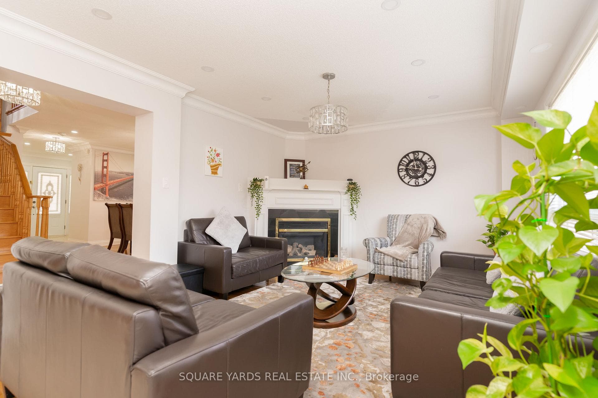 337 Brisdale Drive photo 11