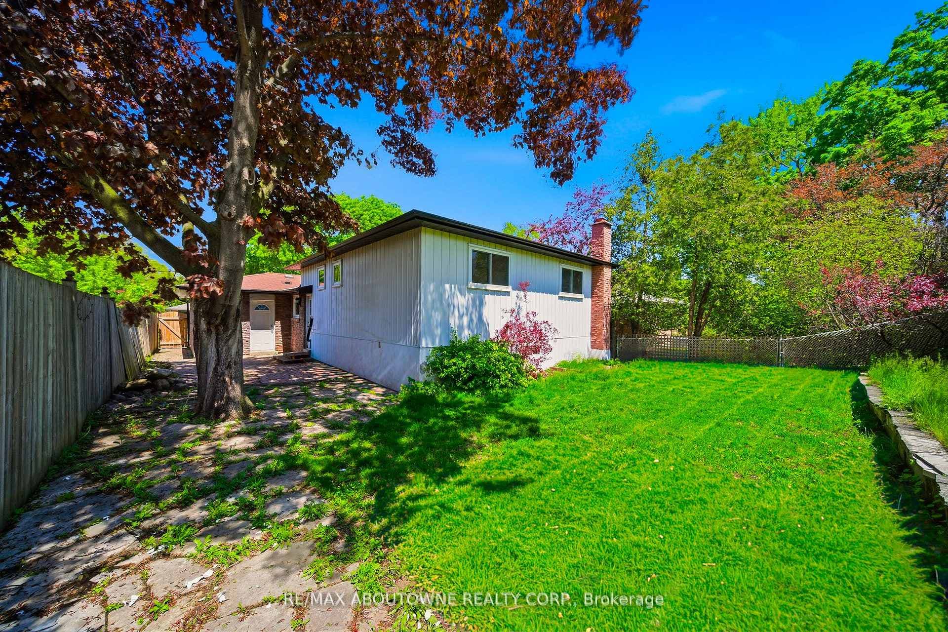 2306 Devon Road photo 34