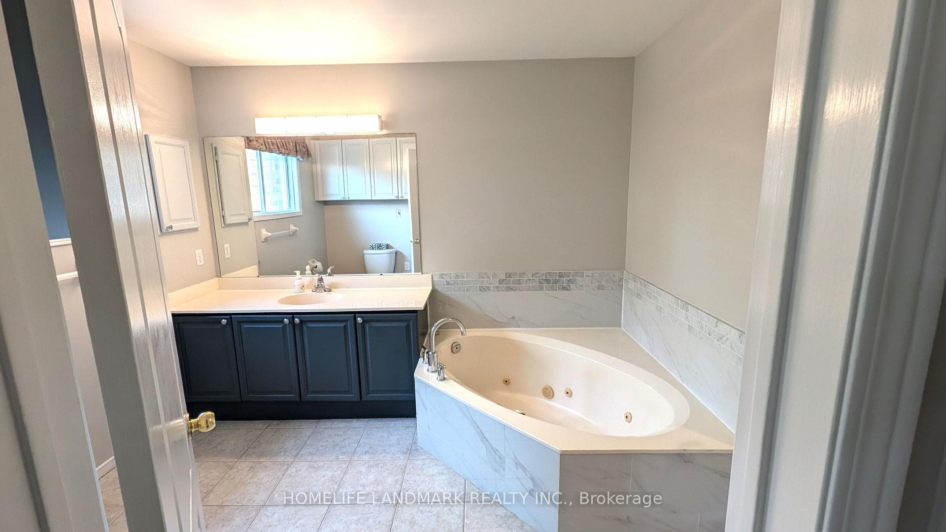 51 Brittany Crescent photo 20