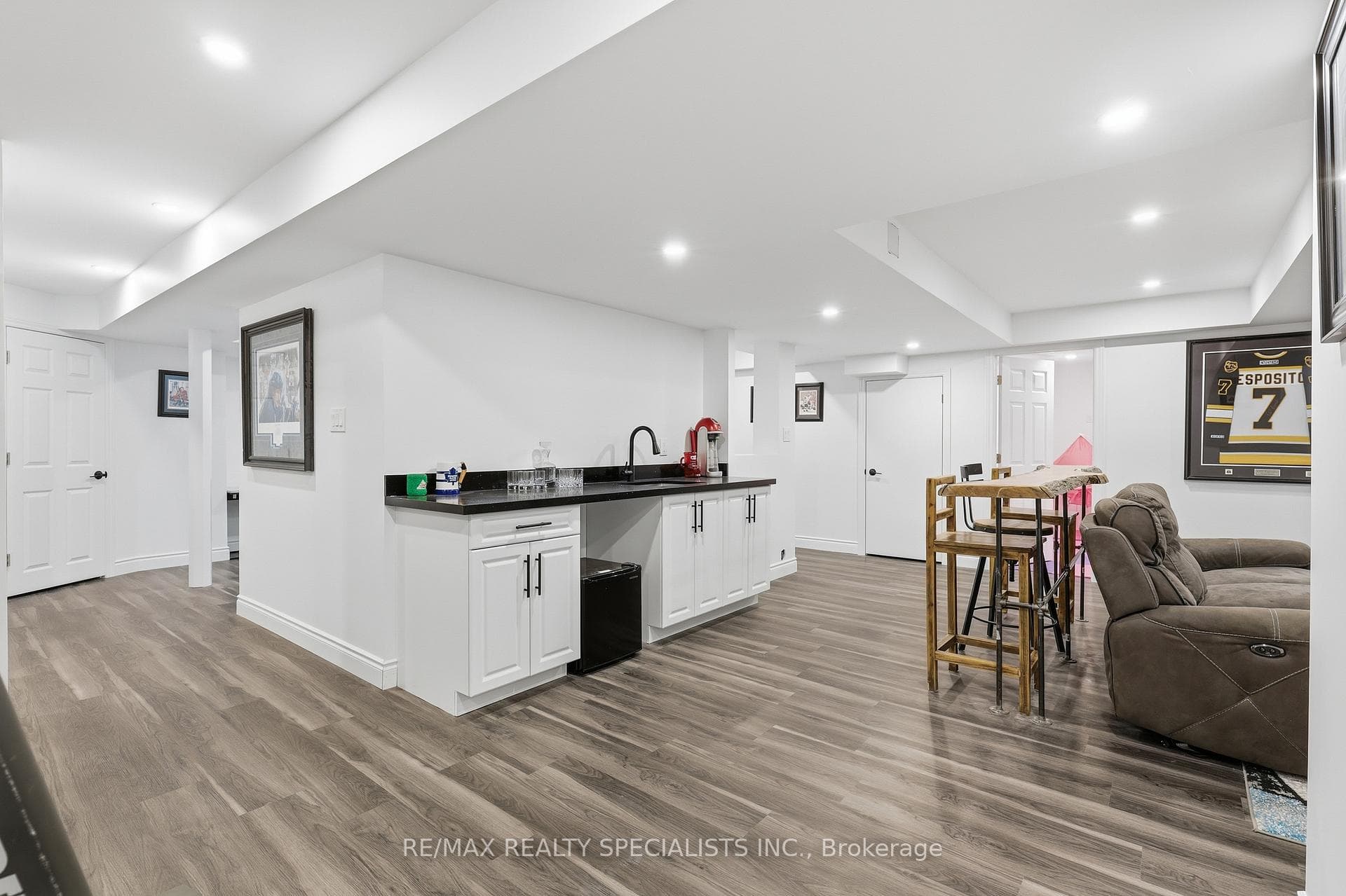 570 Blackwood Boulevard photo 27