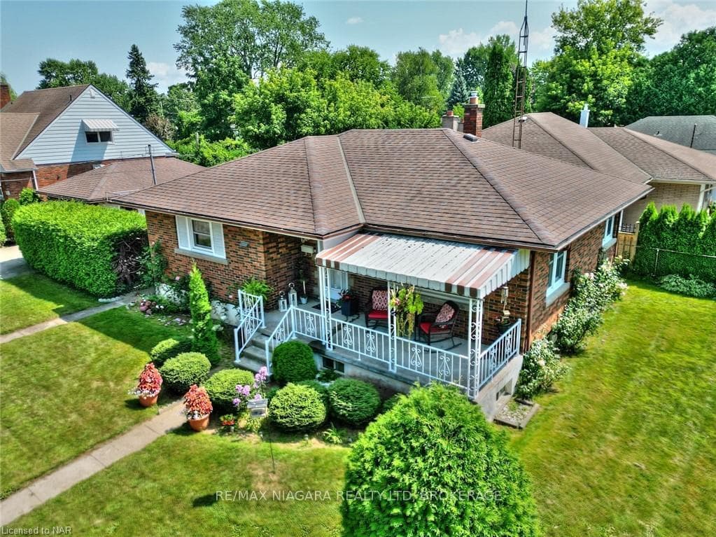 6426 MARGARET ST Street photo 31