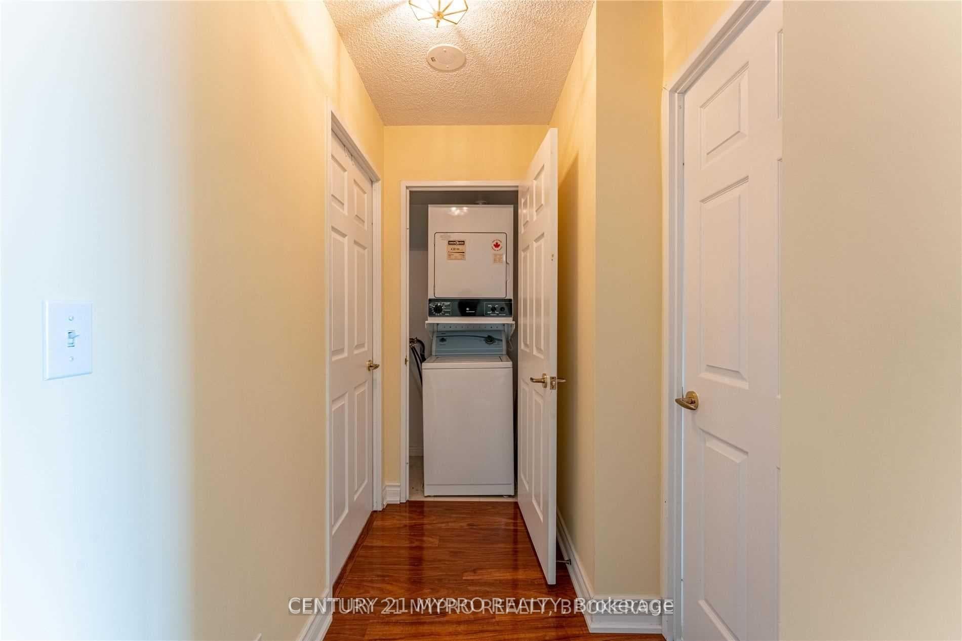 1 Lee Centre Drive Unit 1609 photo 25
