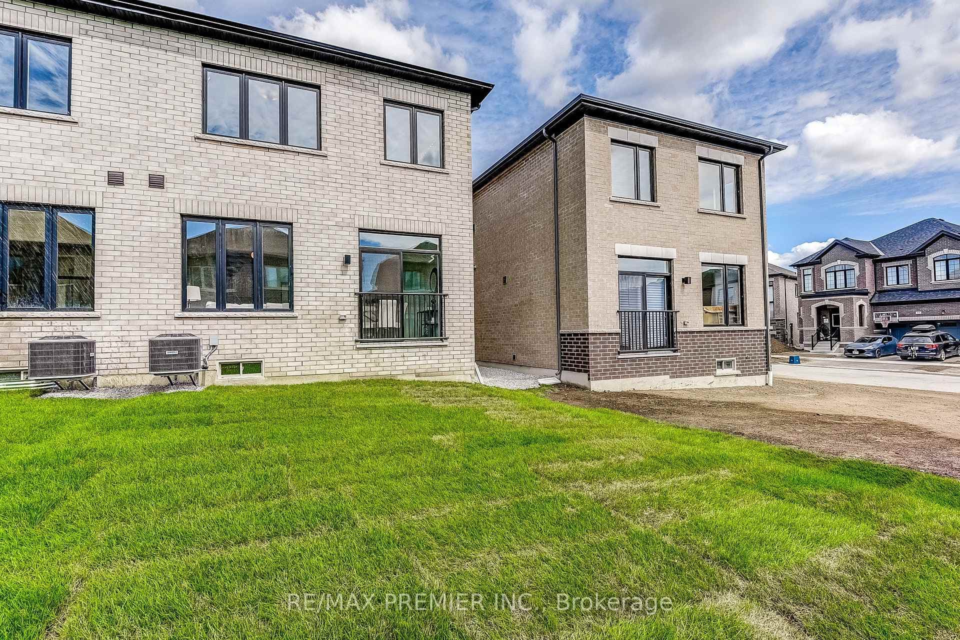 74 Armilia Place photo 33