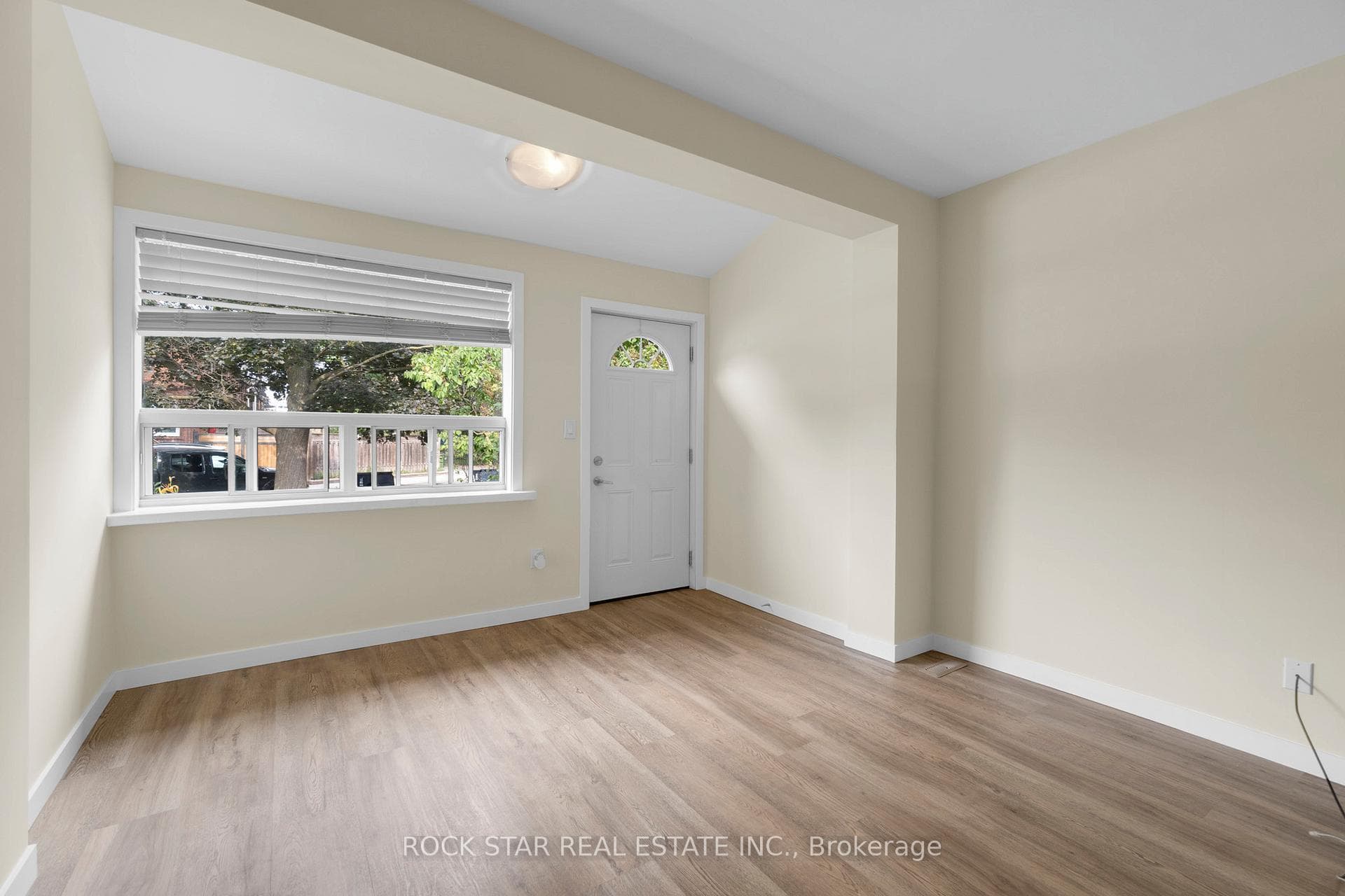 66 Watson Avenue photo 6