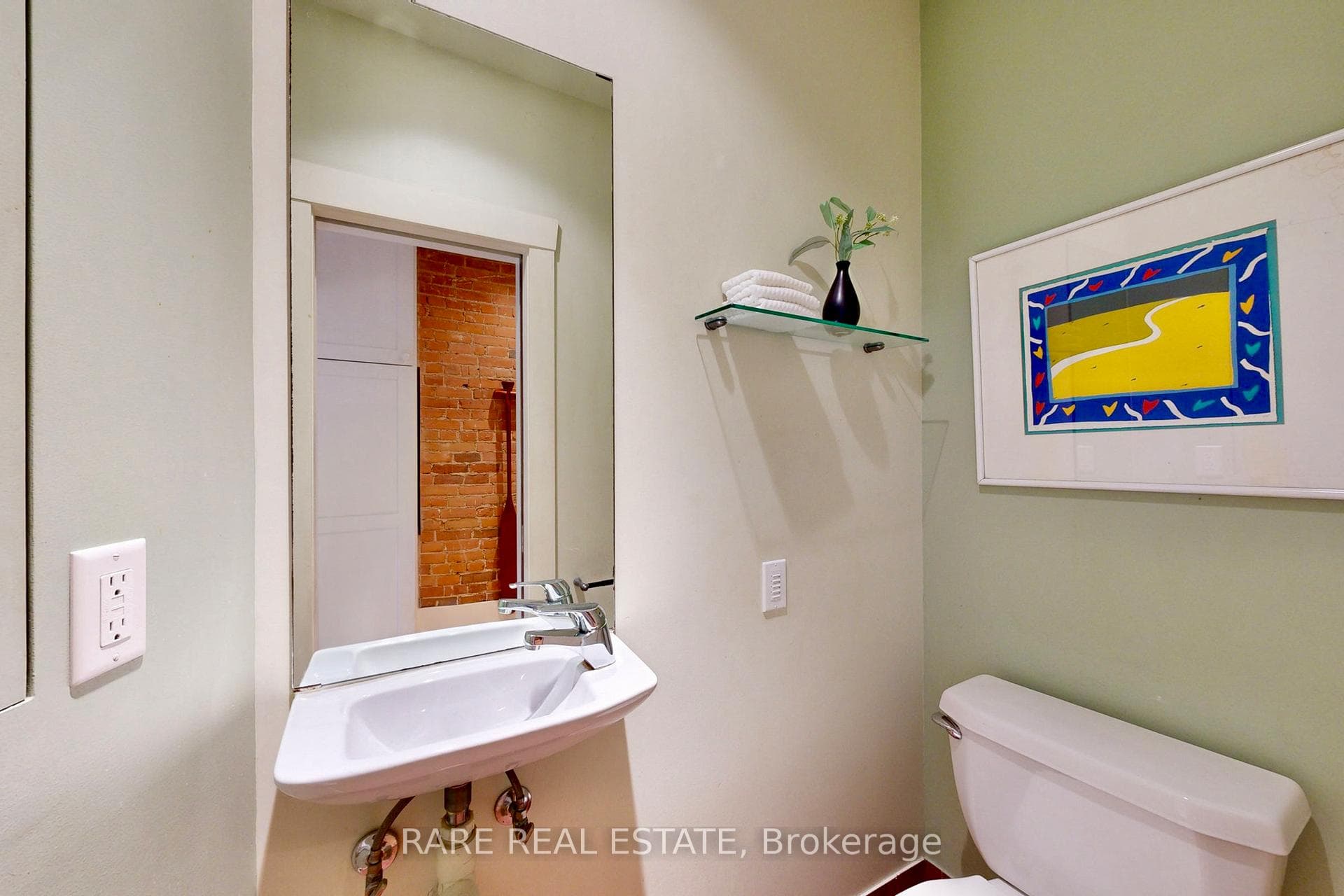 710 Logan Avenue photo 27