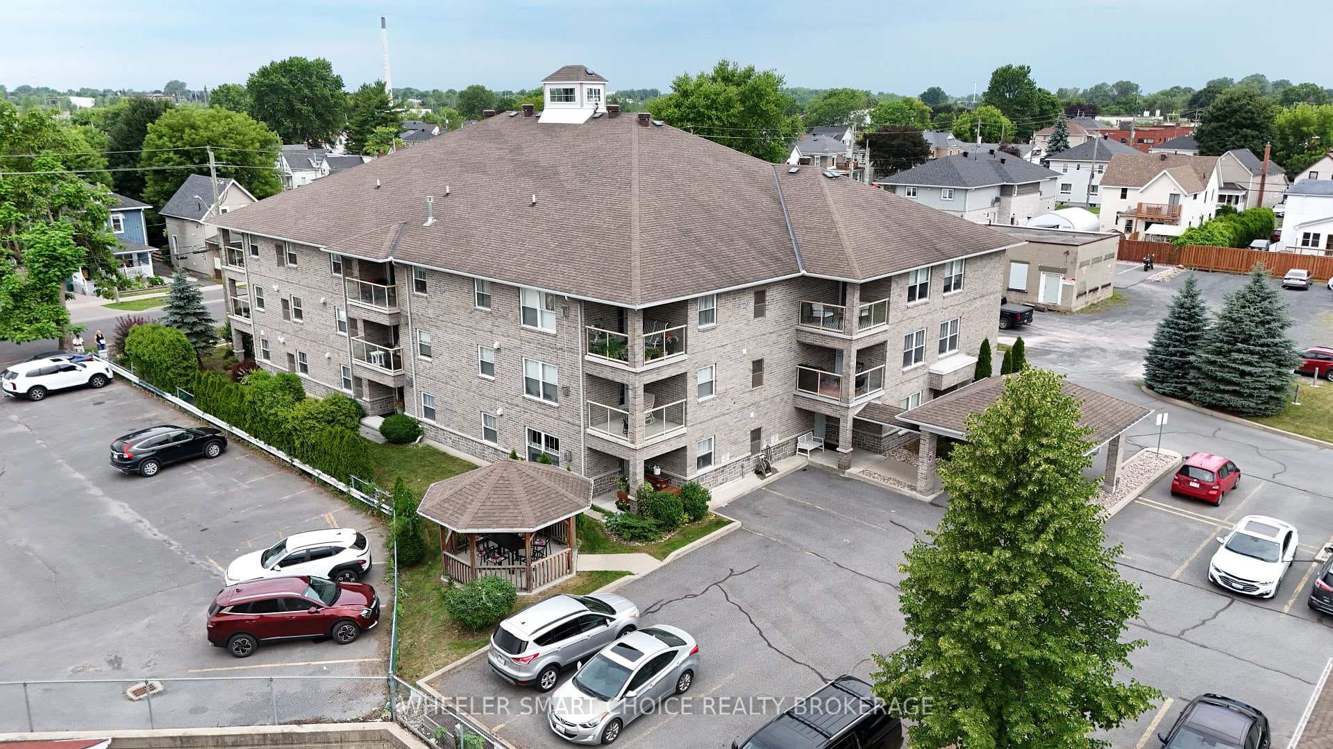 33 Cumberland Street Unit 102 photo 22