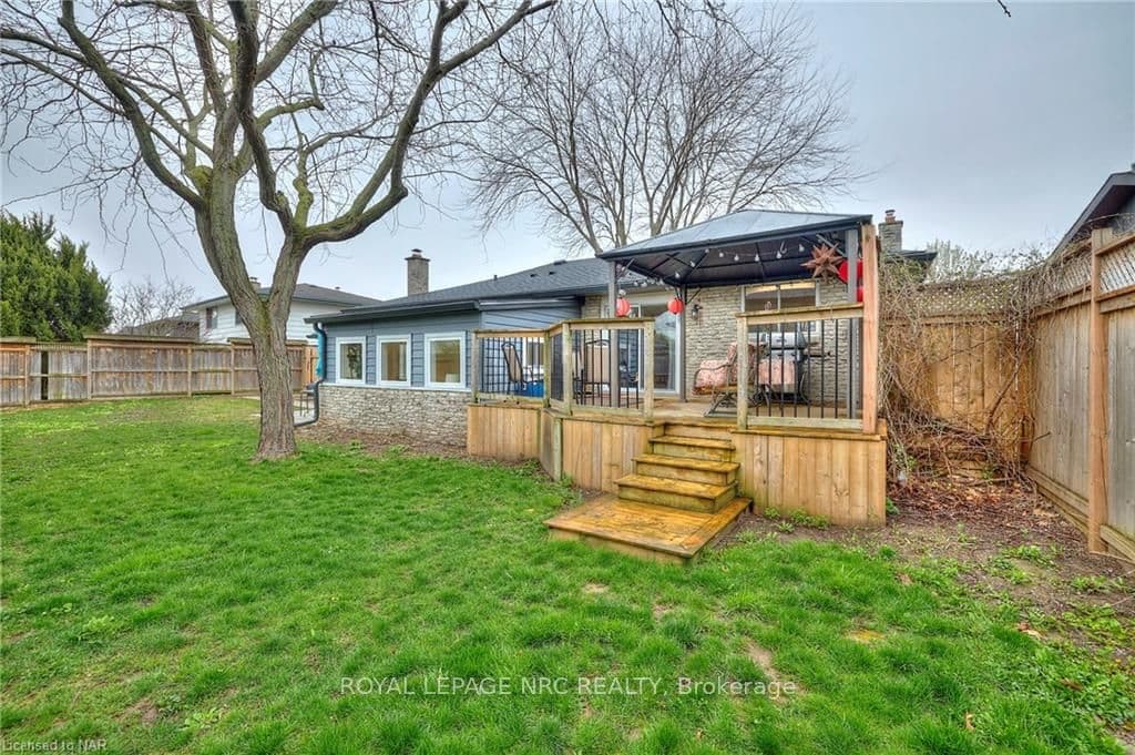 3 GREENVIEW Gate photo 3
