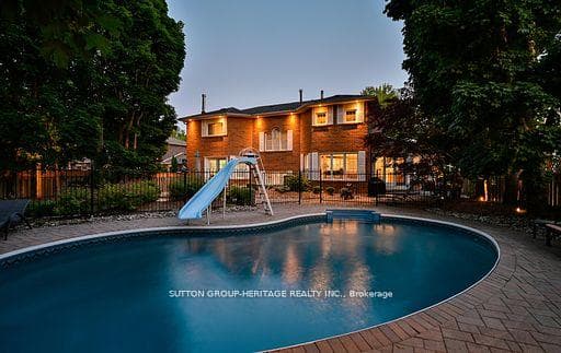 49 Lyndhurst Crescent photo 33