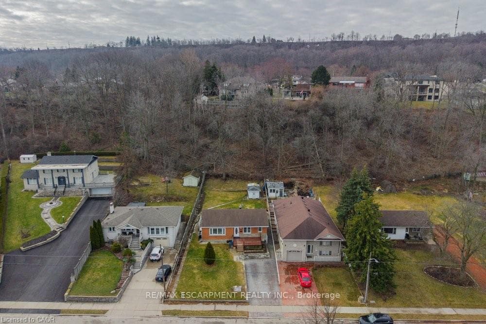 76 MARGARET Avenue photo 23
