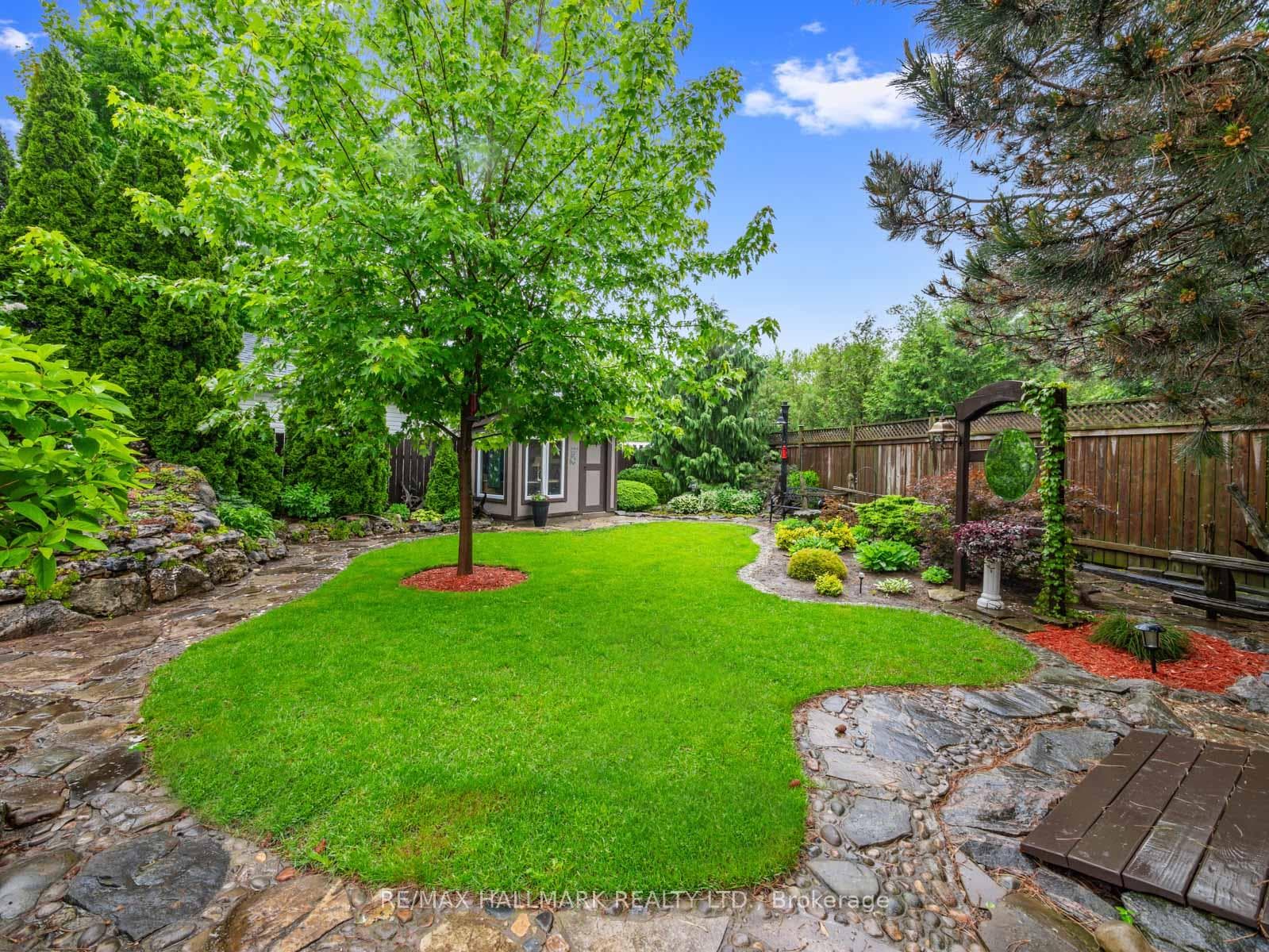 23 Camilla Crescent photo 34