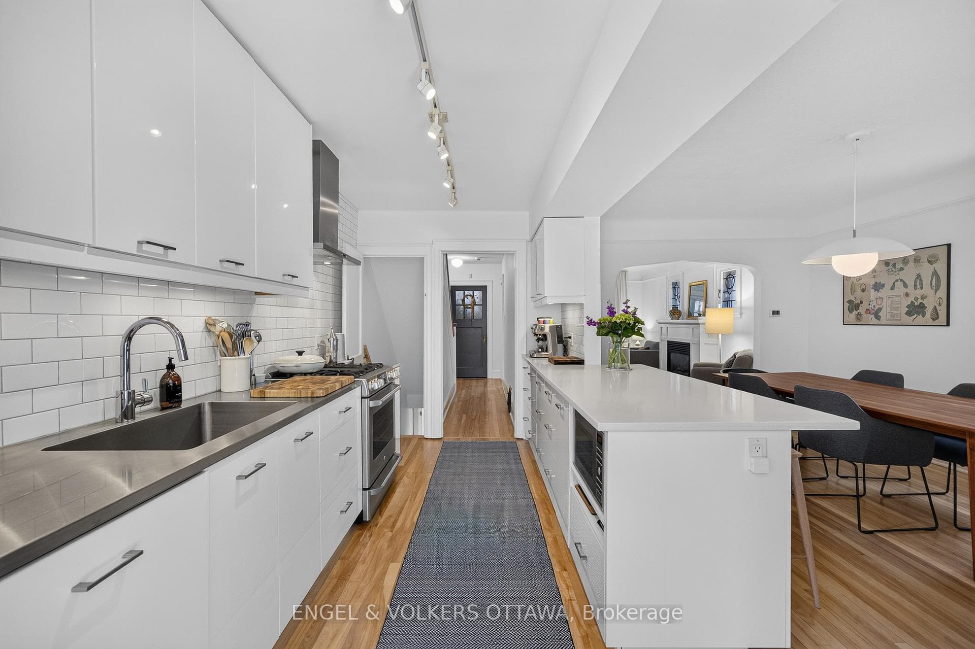 174 Hickory Street photo 19