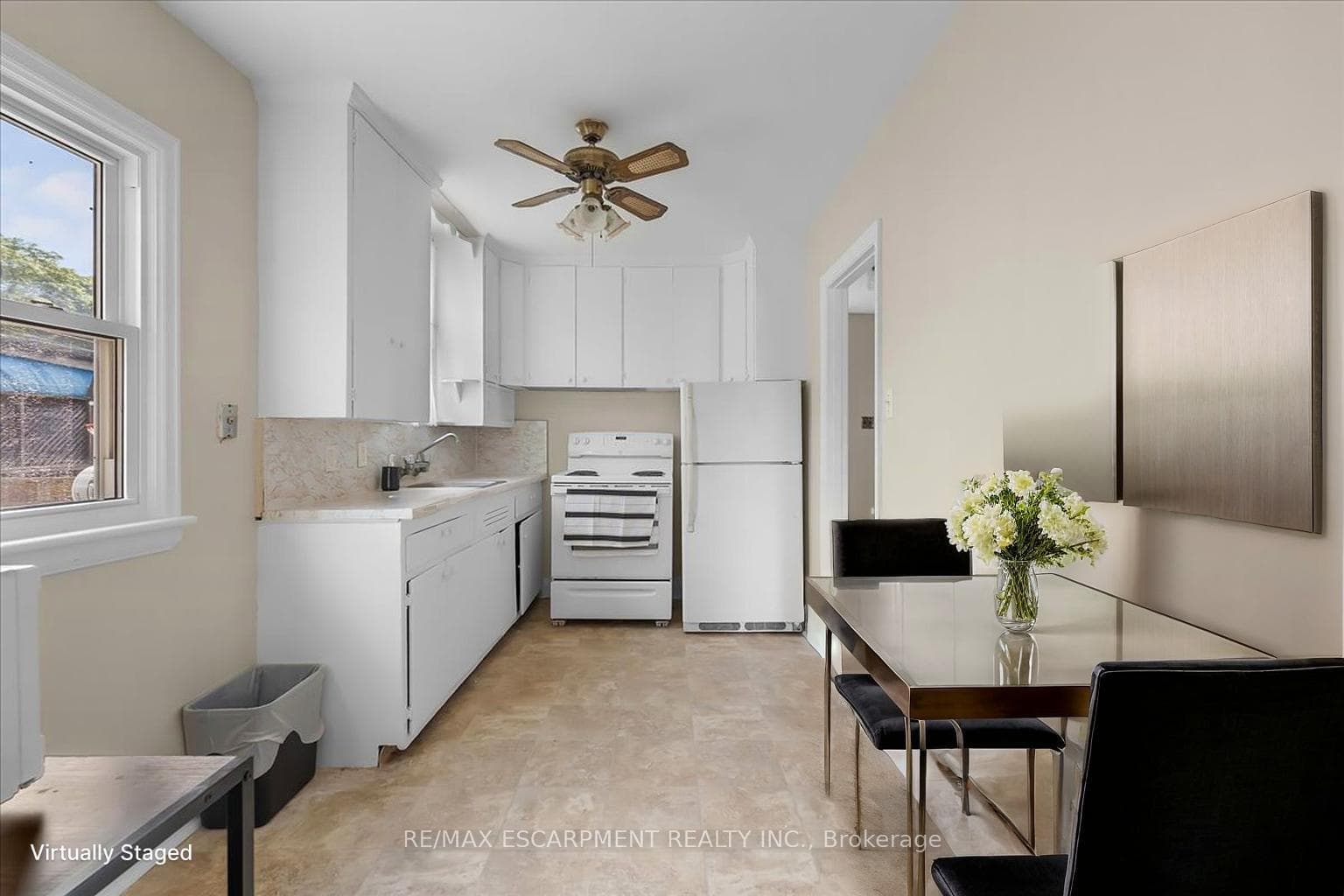 128 East 39th Street photo 4