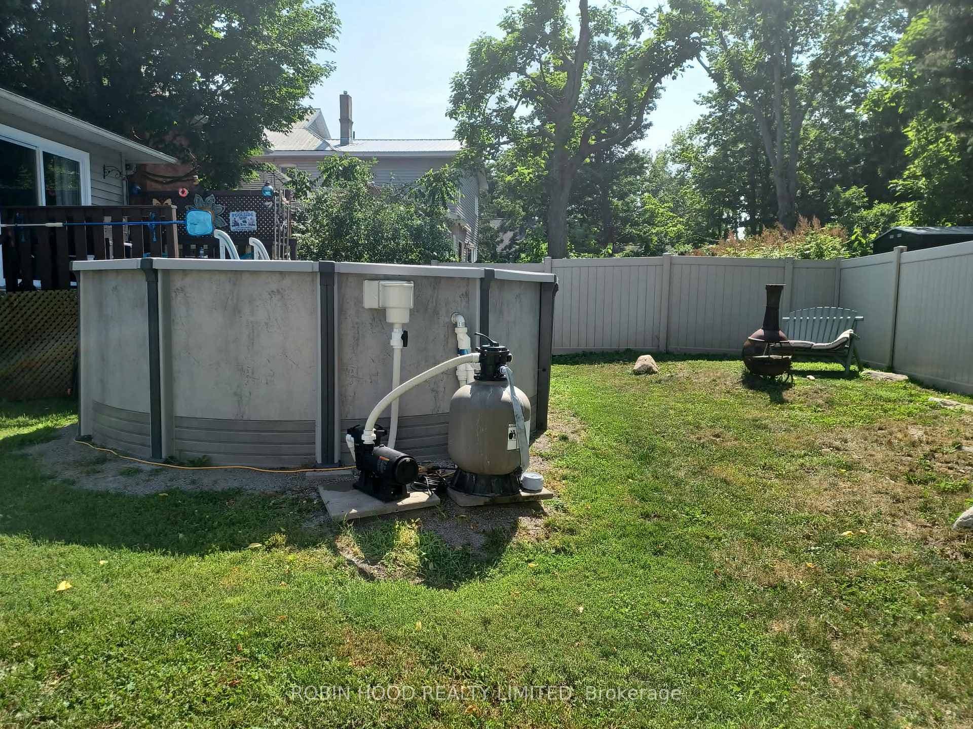 112 Borland Street photo 27