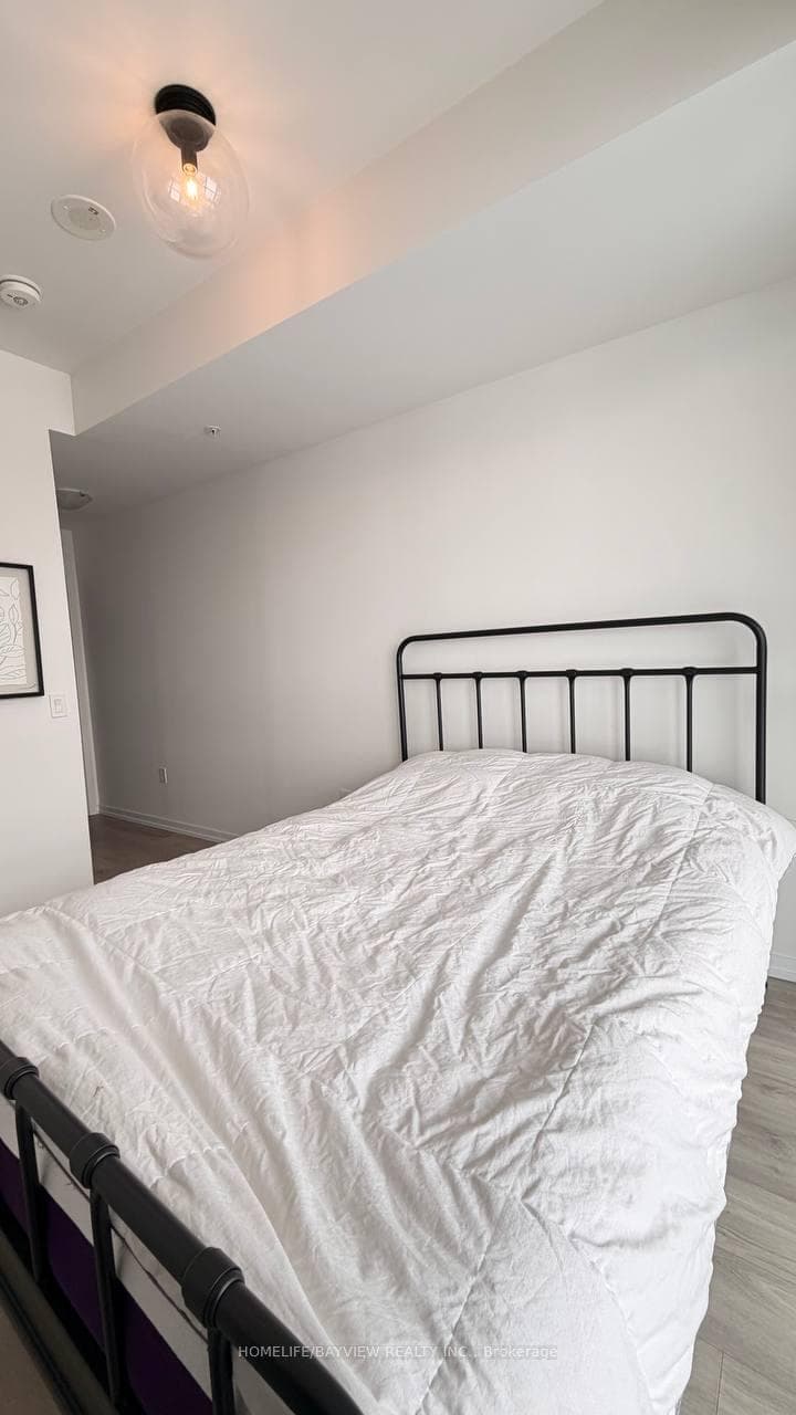 3237 bayview Avenue Unit 507 photo 13