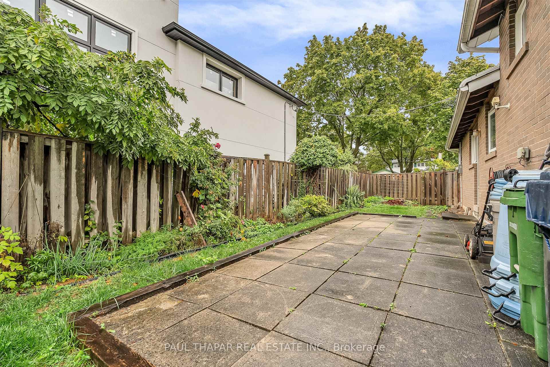 51 Kingland Crescent photo 24