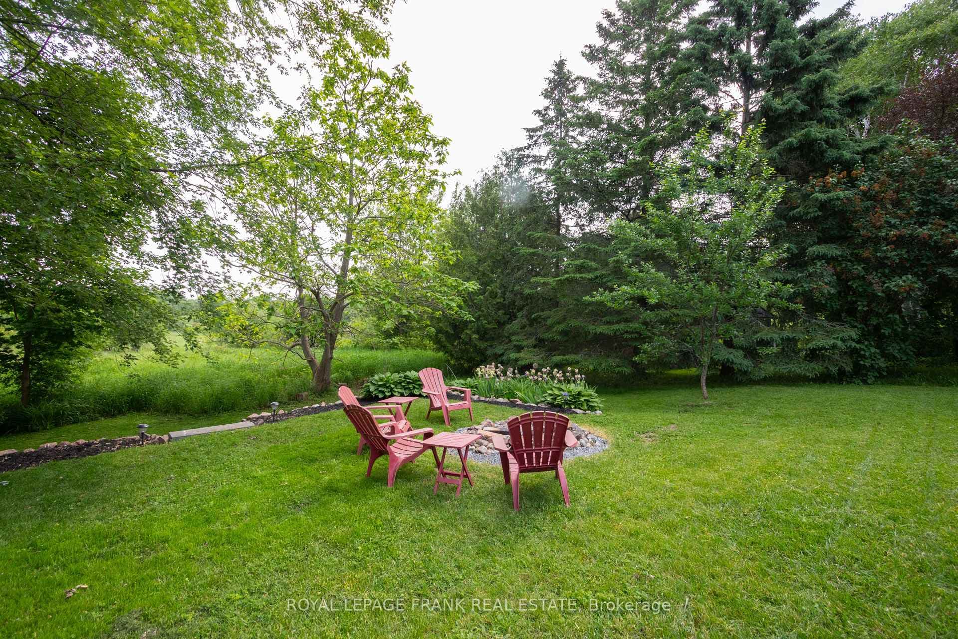 598 North Street photo 25