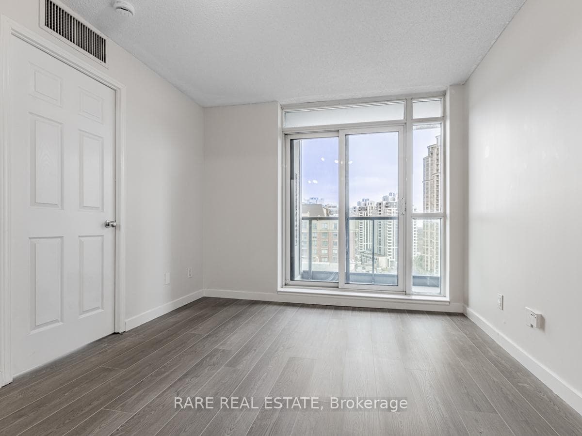 30 Harrison Garden Boulevard Unit 1711 photo 16