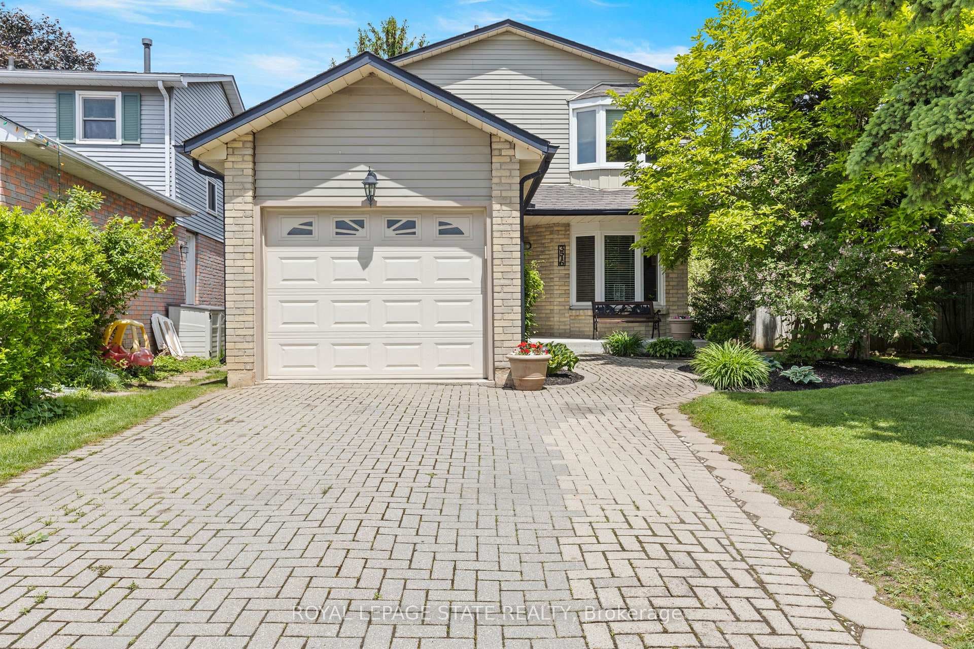3516 Quilter Court photo 2
