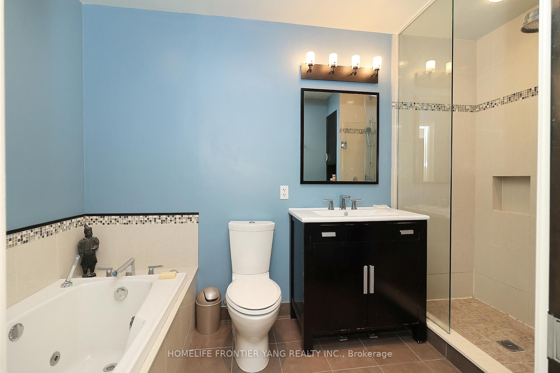 13 Mohawk Avenue photo 38