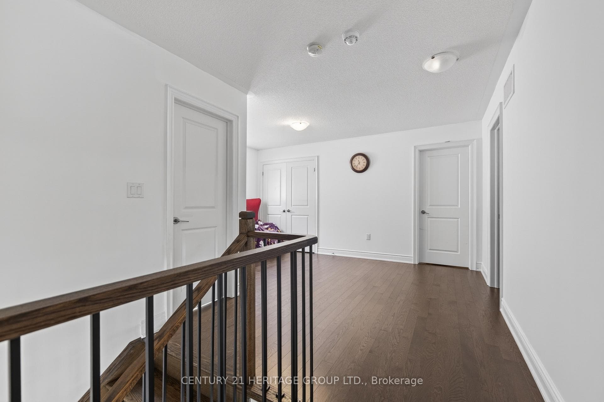 77 Montrose Boulevard photo 16