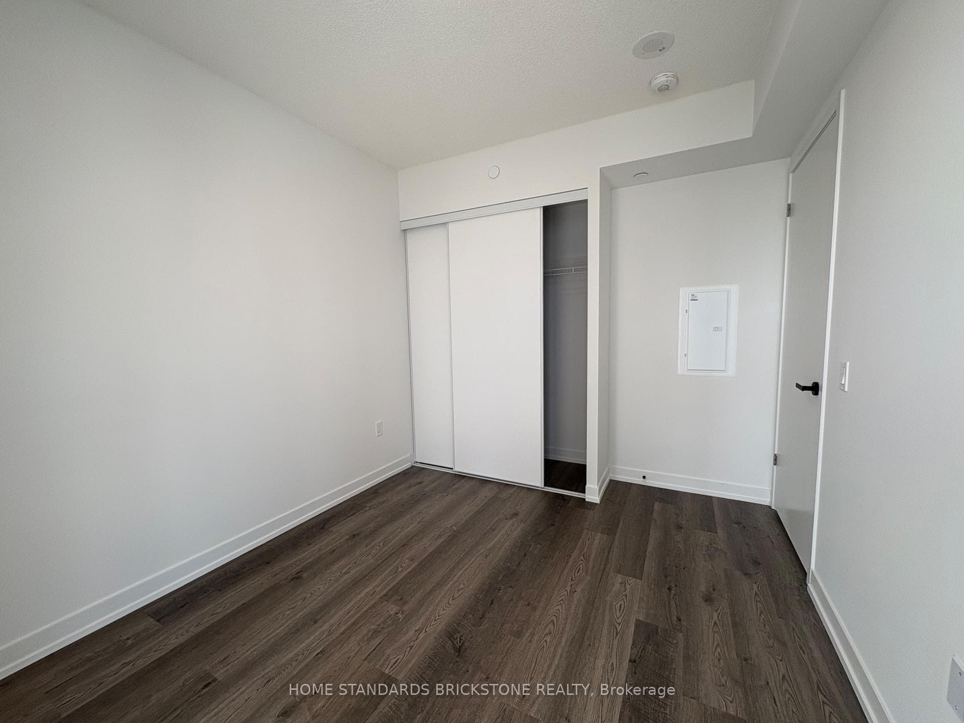 195 Commerce Street Unit 1502 photo 12