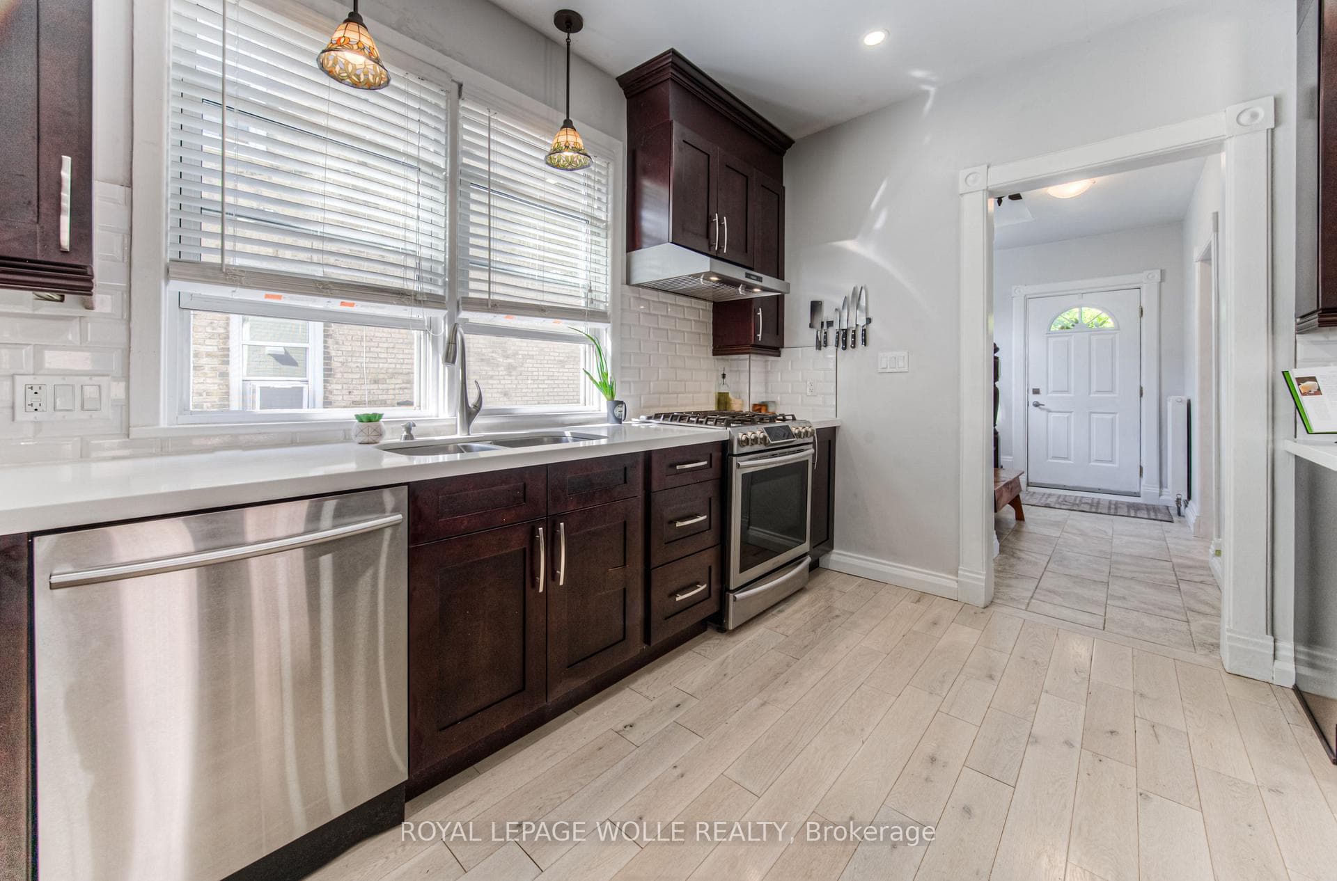 93 Joseph Street photo 13
