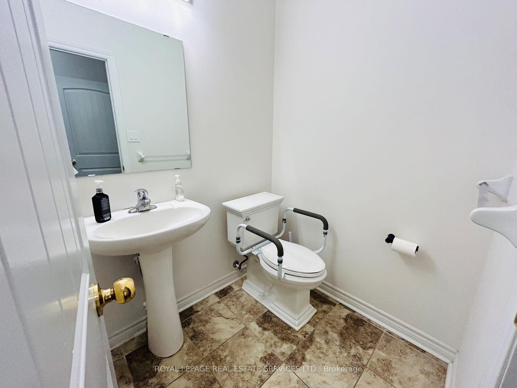 856 William Lee Avenue photo 14