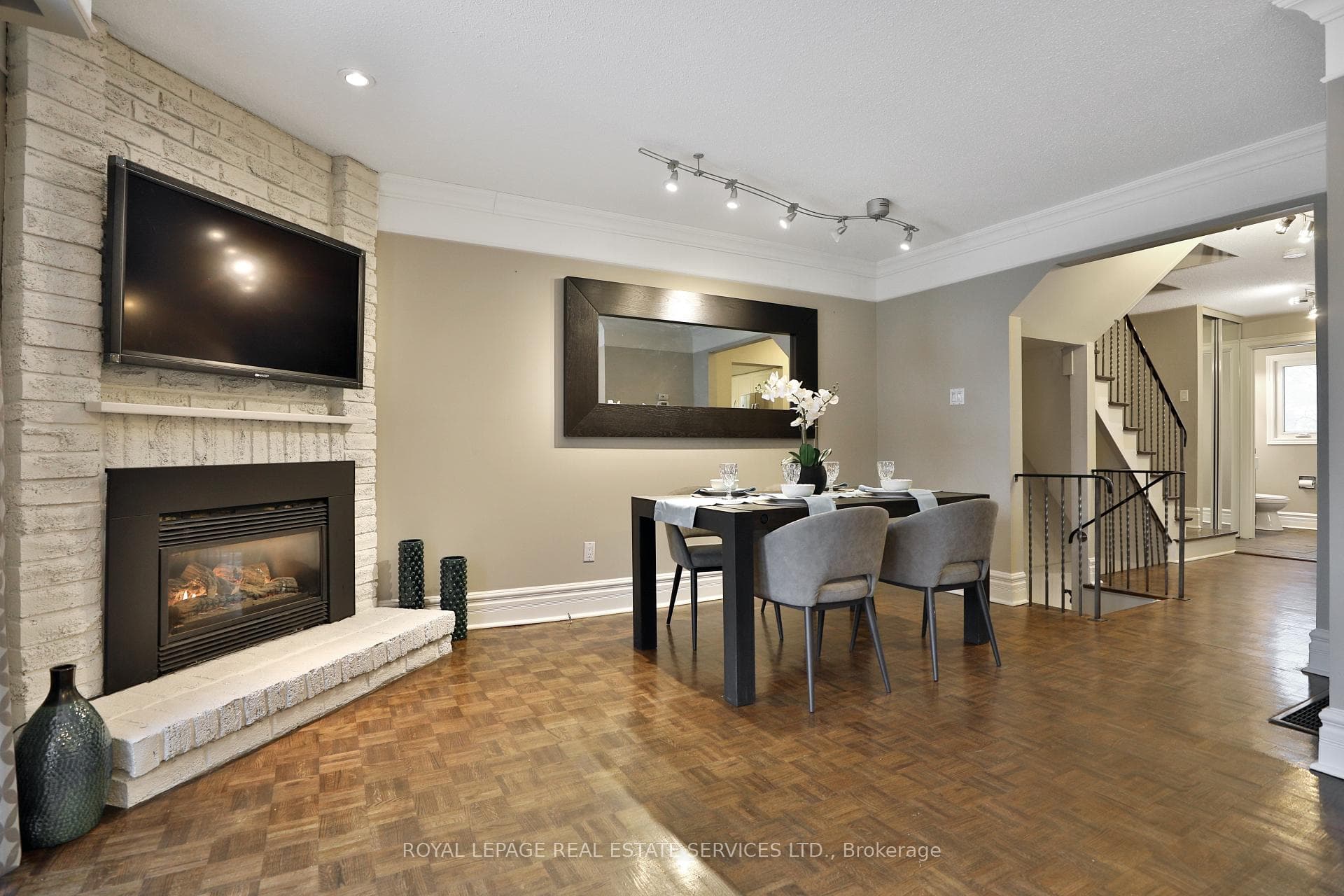 4111 Arbour Green Drive Unit 16 photo 5