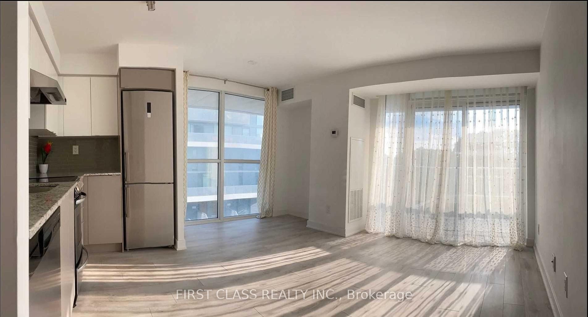 160 Flemington Road Unit 422 photo 7