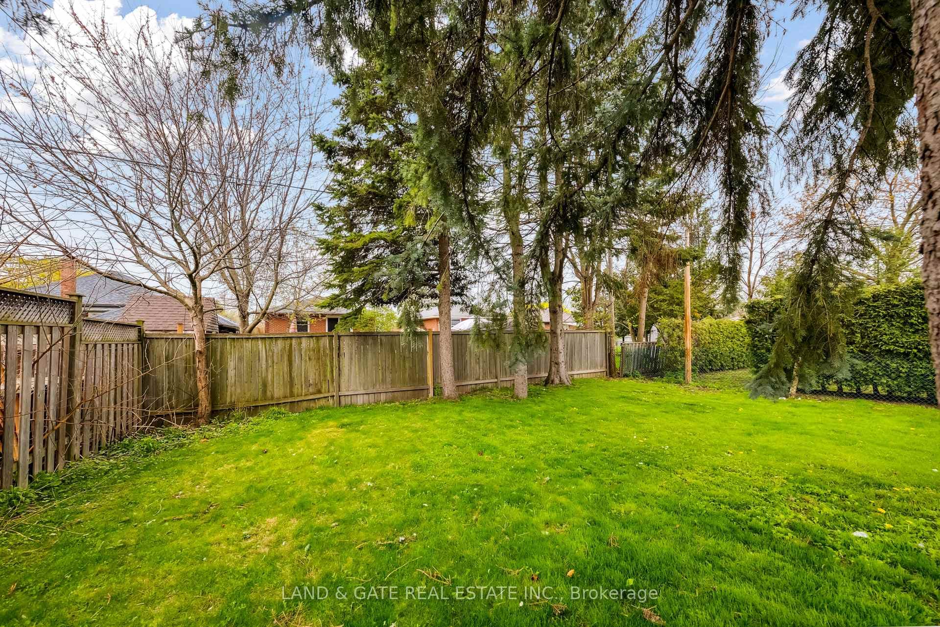 359 Lasalle Avenue photo 35