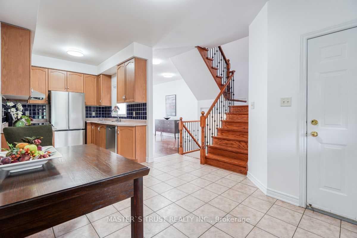 68 Forestwood Street photo 10