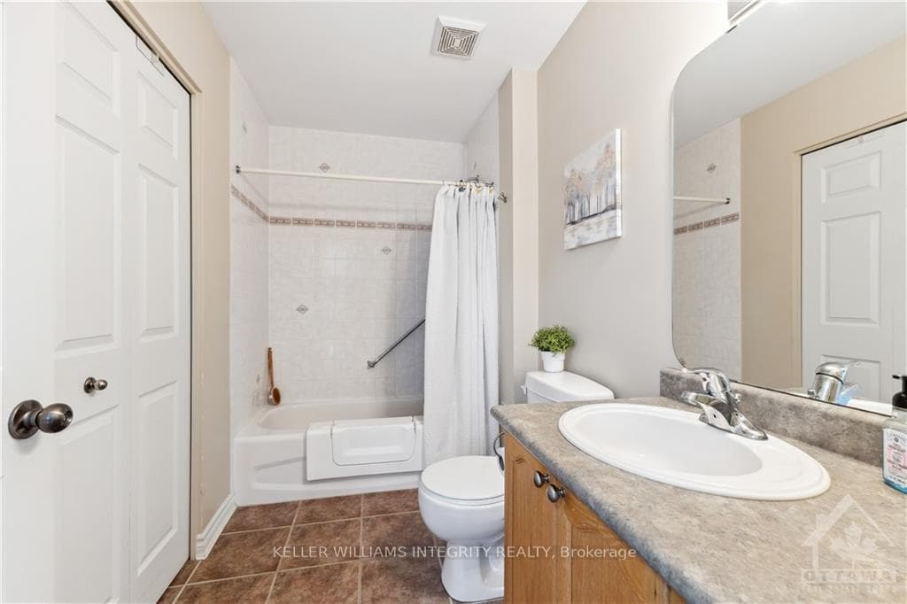 16 LANCELOT Street photo 18