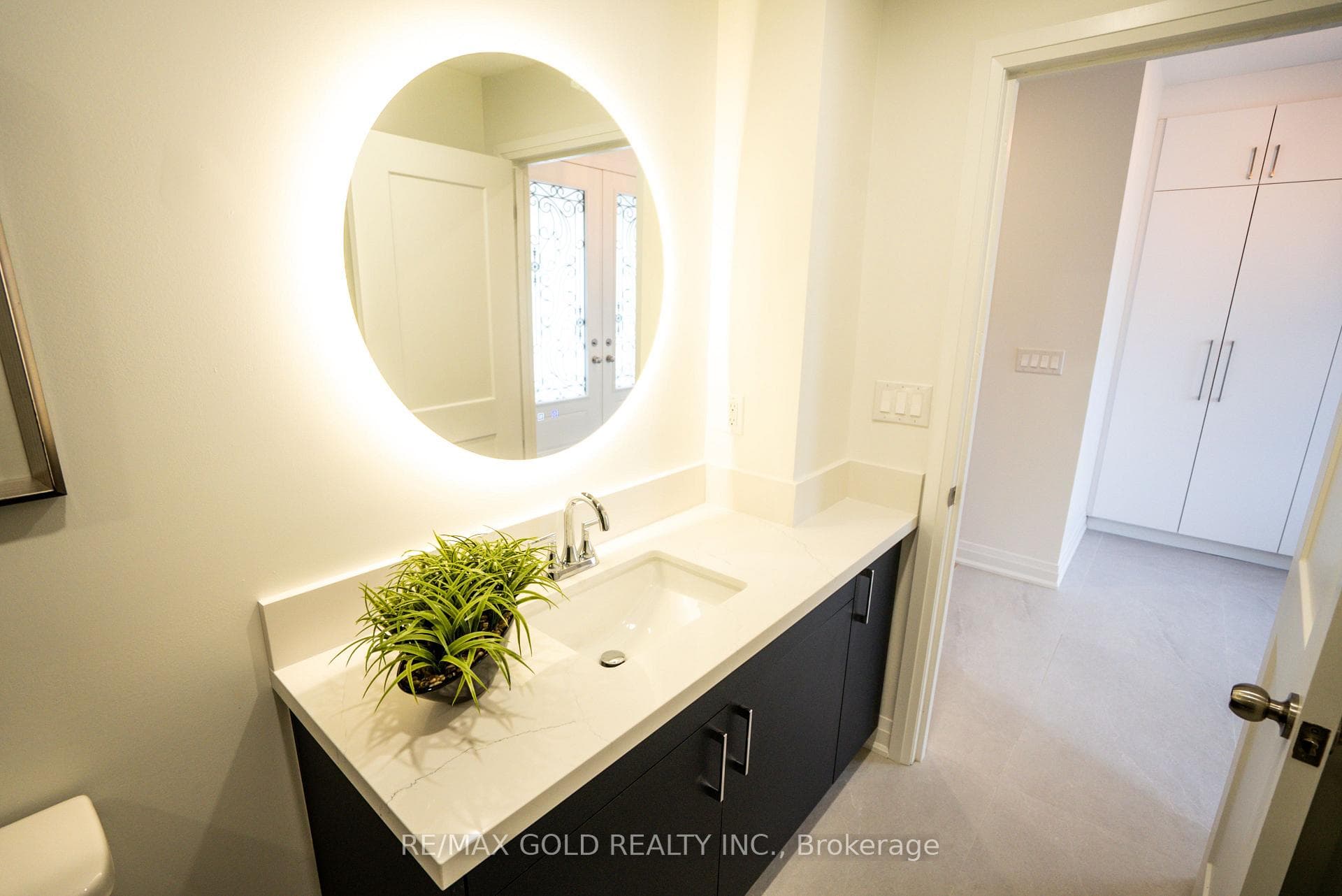 50 Willow Street photo 7