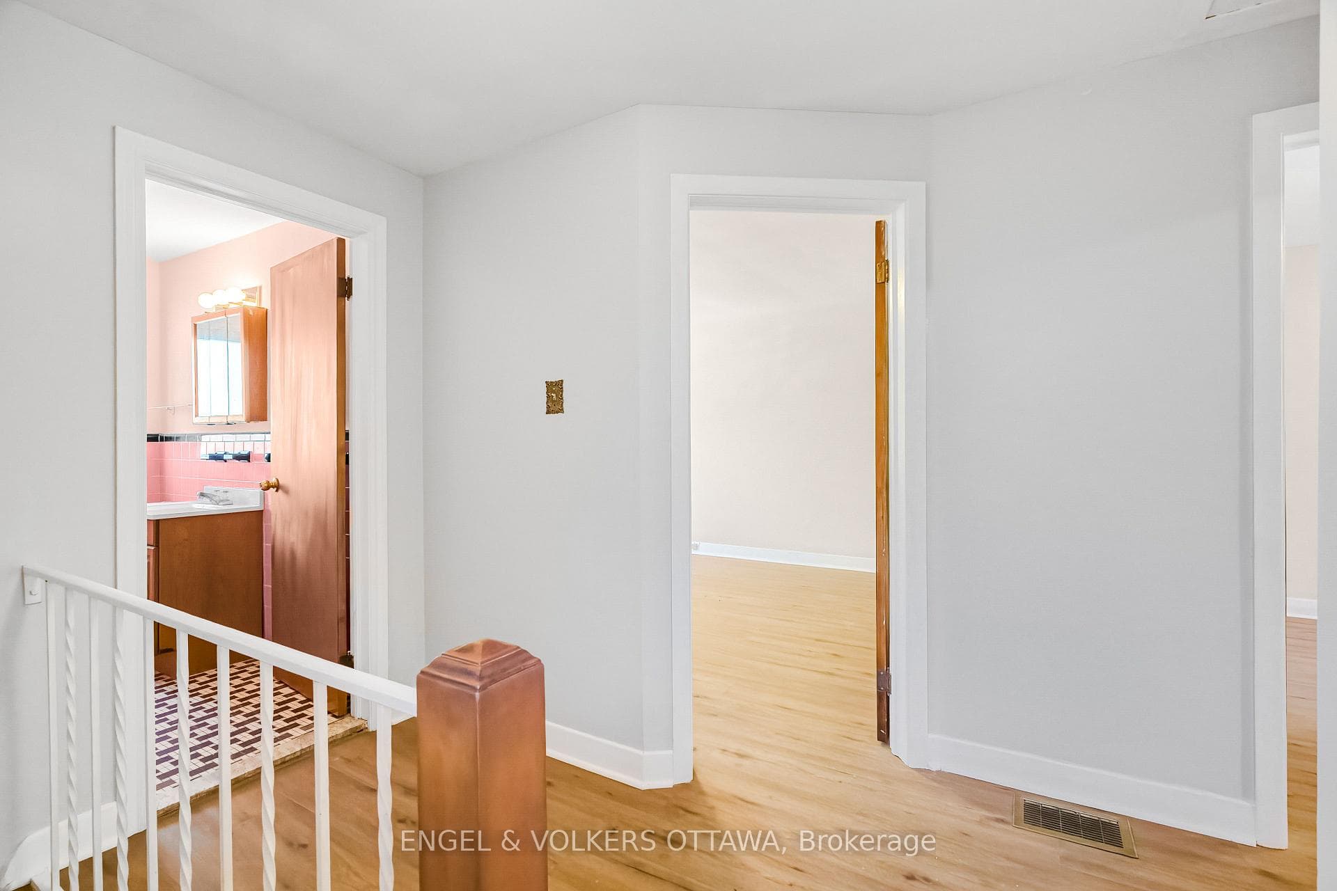 1402 Kilborn Avenue photo 16